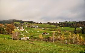 Farm Stay Ana